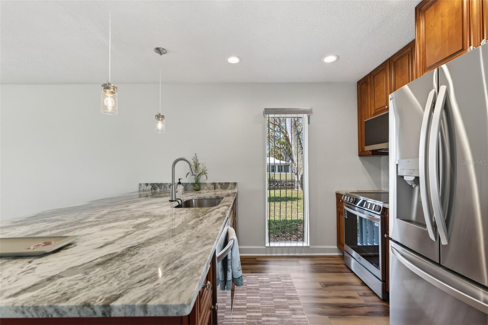 THE BAY VILLAS - Residential