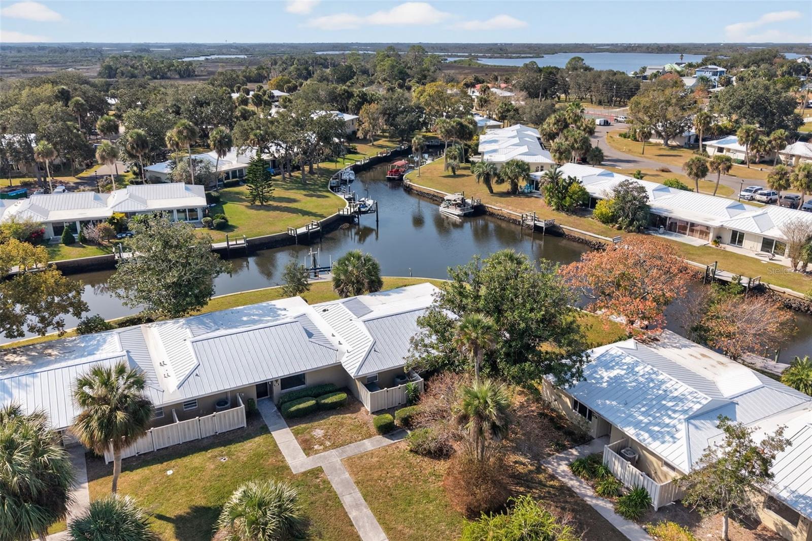 THE BAY VILLAS - Residential