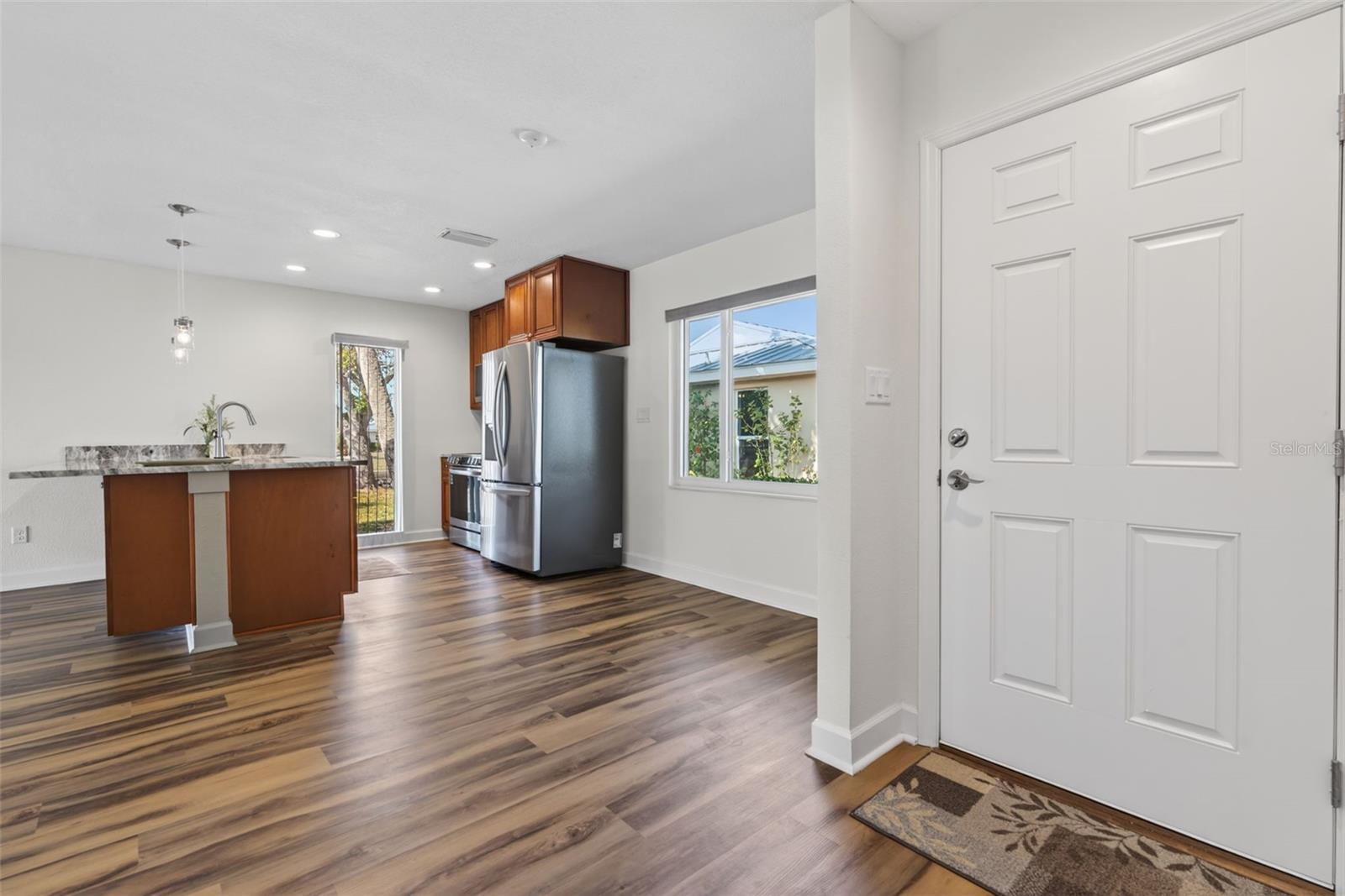 THE BAY VILLAS - Residential