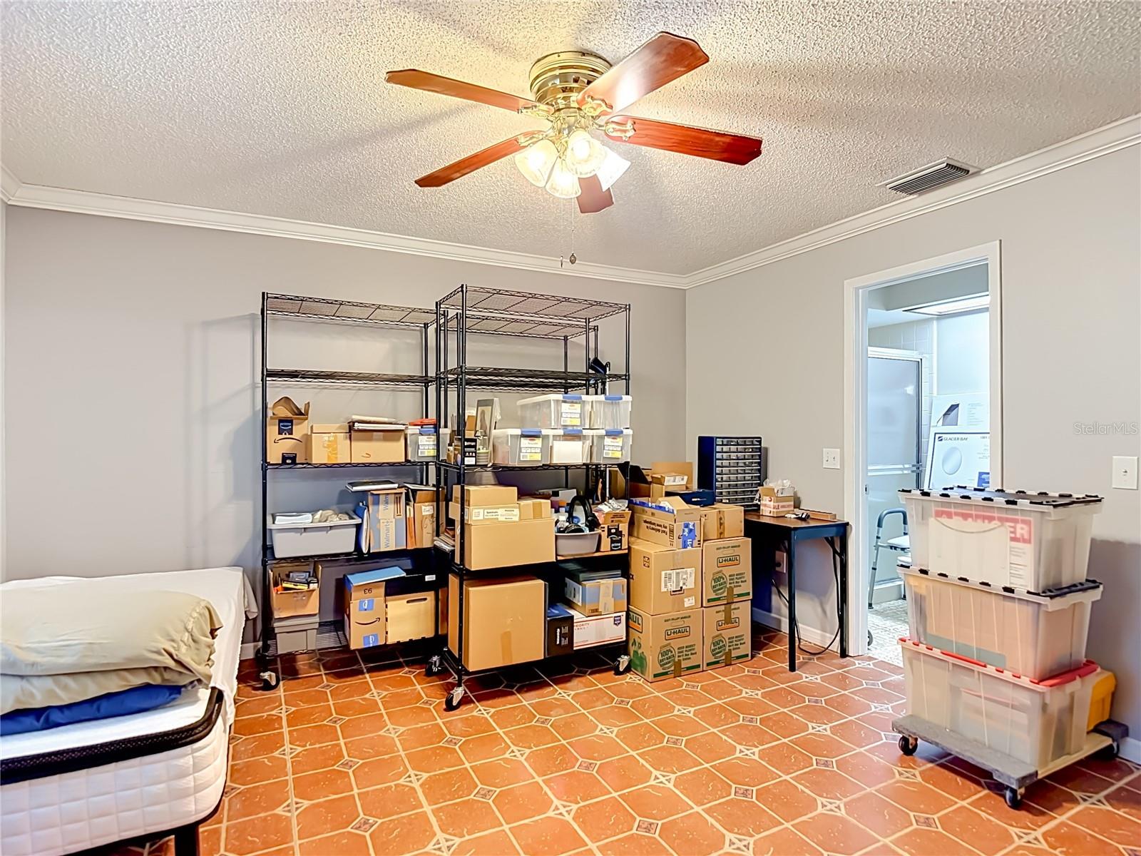 CAPRI VILLAGE CONDO 01 - Residential