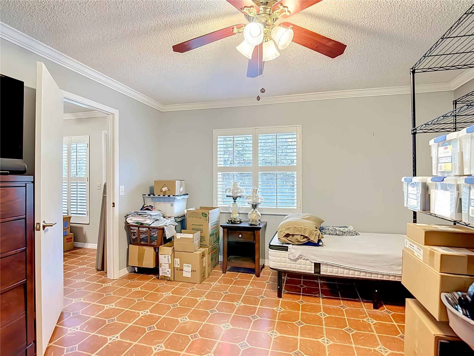 CAPRI VILLAGE CONDO 01 - Residential