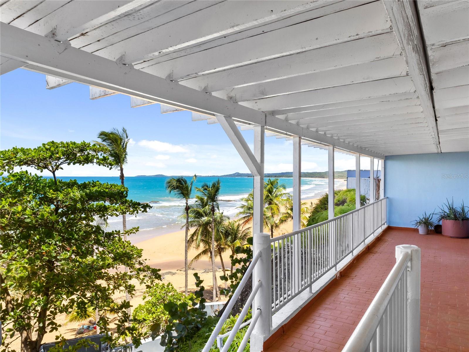 SANDY HILLS - Residential