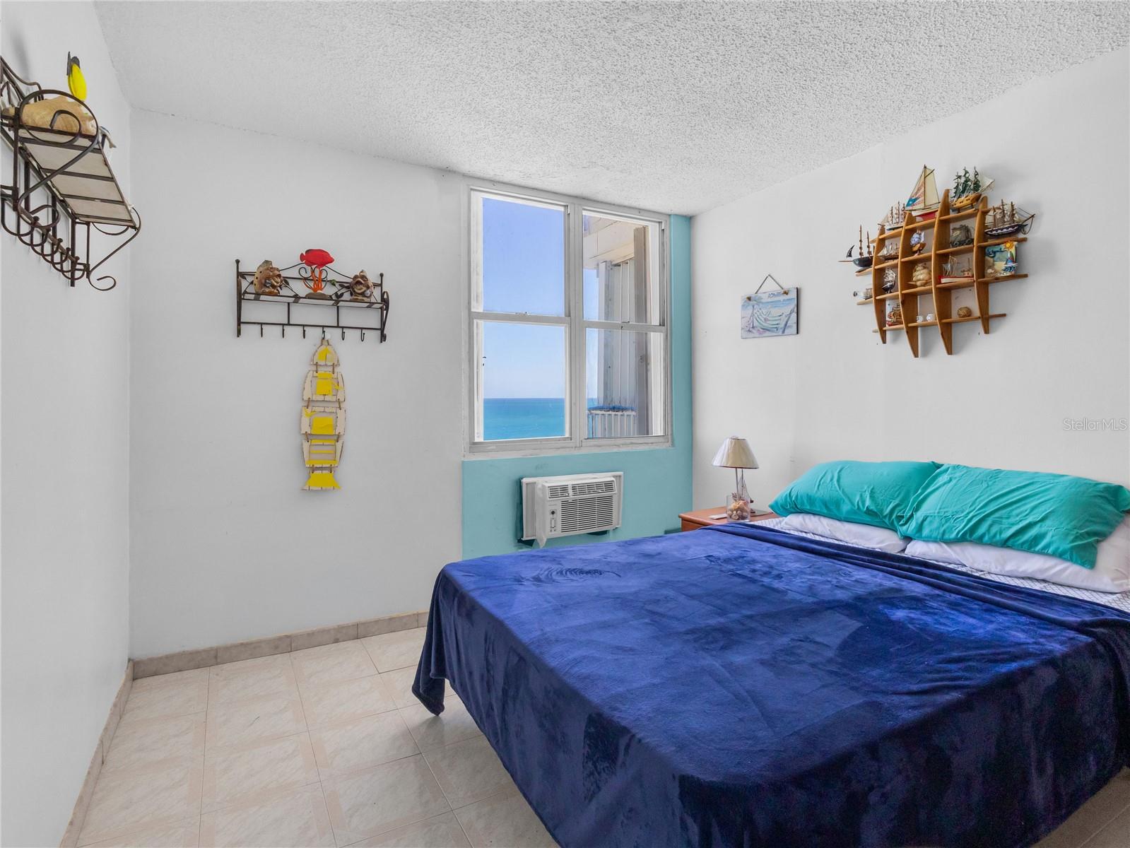 SANDY HILLS - Residential