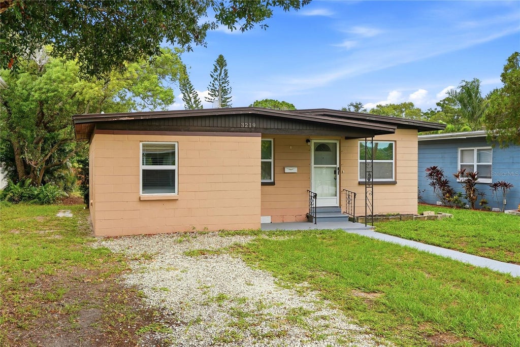 Photo of 3219 40th Street N, St Petersburg, FL 33713 (MLS # TB8533610)