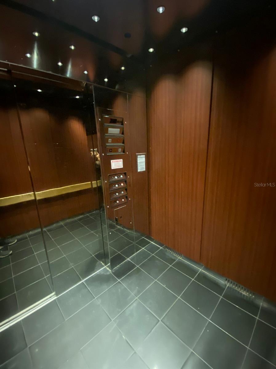 SPRING LAKE VIEW CONDO - Commercial Lease