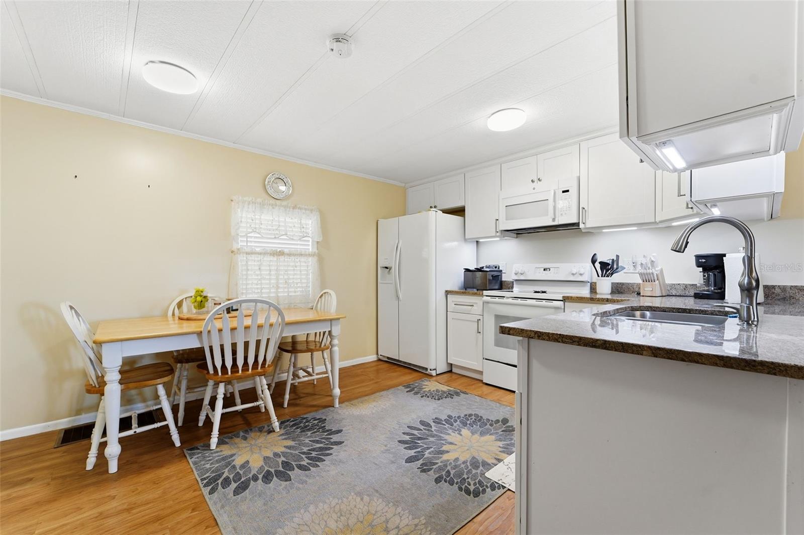 TITCOMBS SUB - Residential