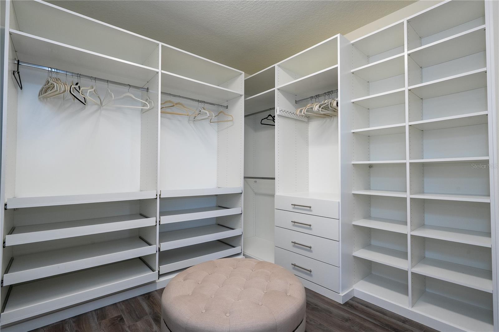 RUBY LAKE - Residential