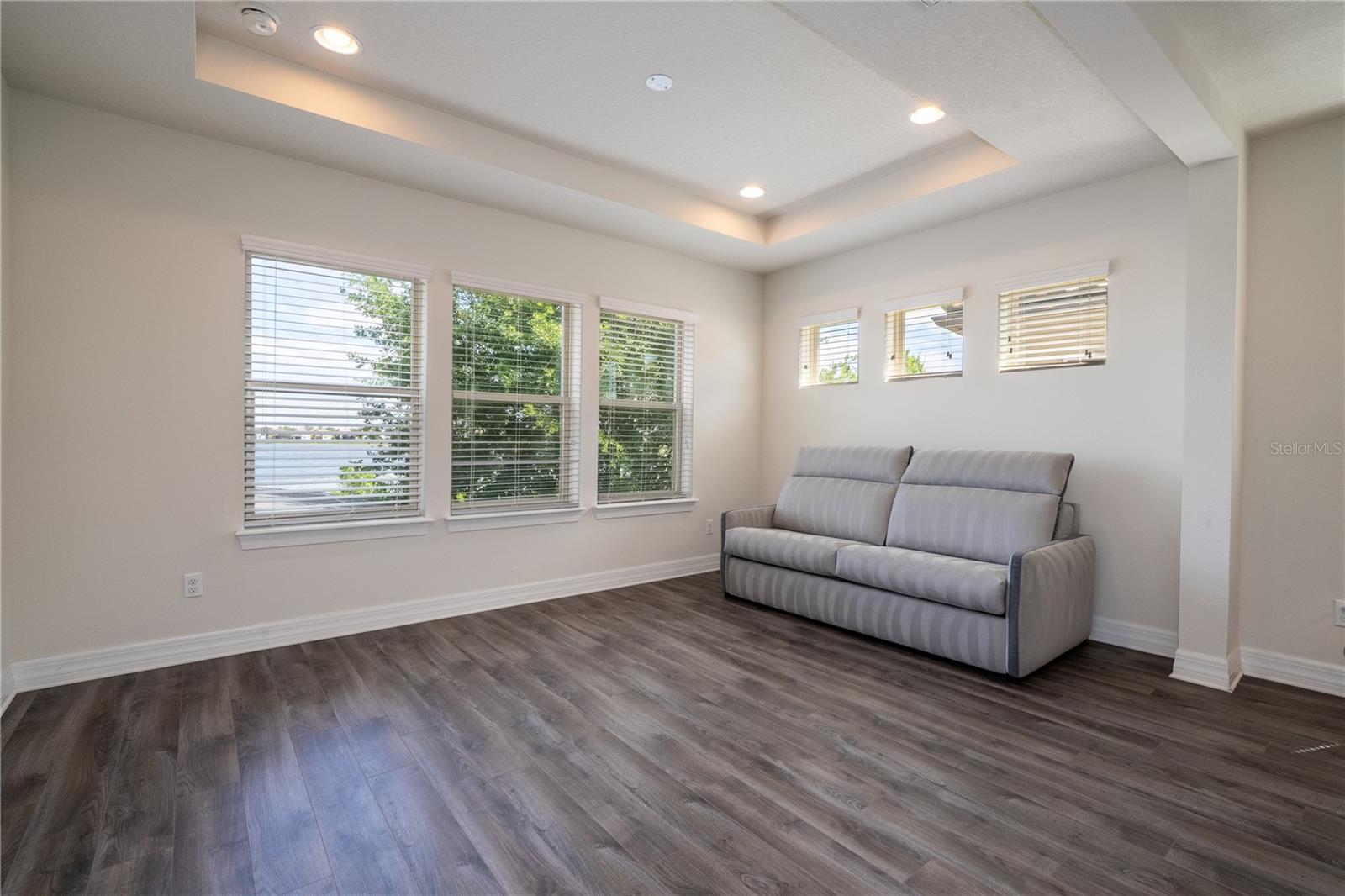 RUBY LAKE - Residential