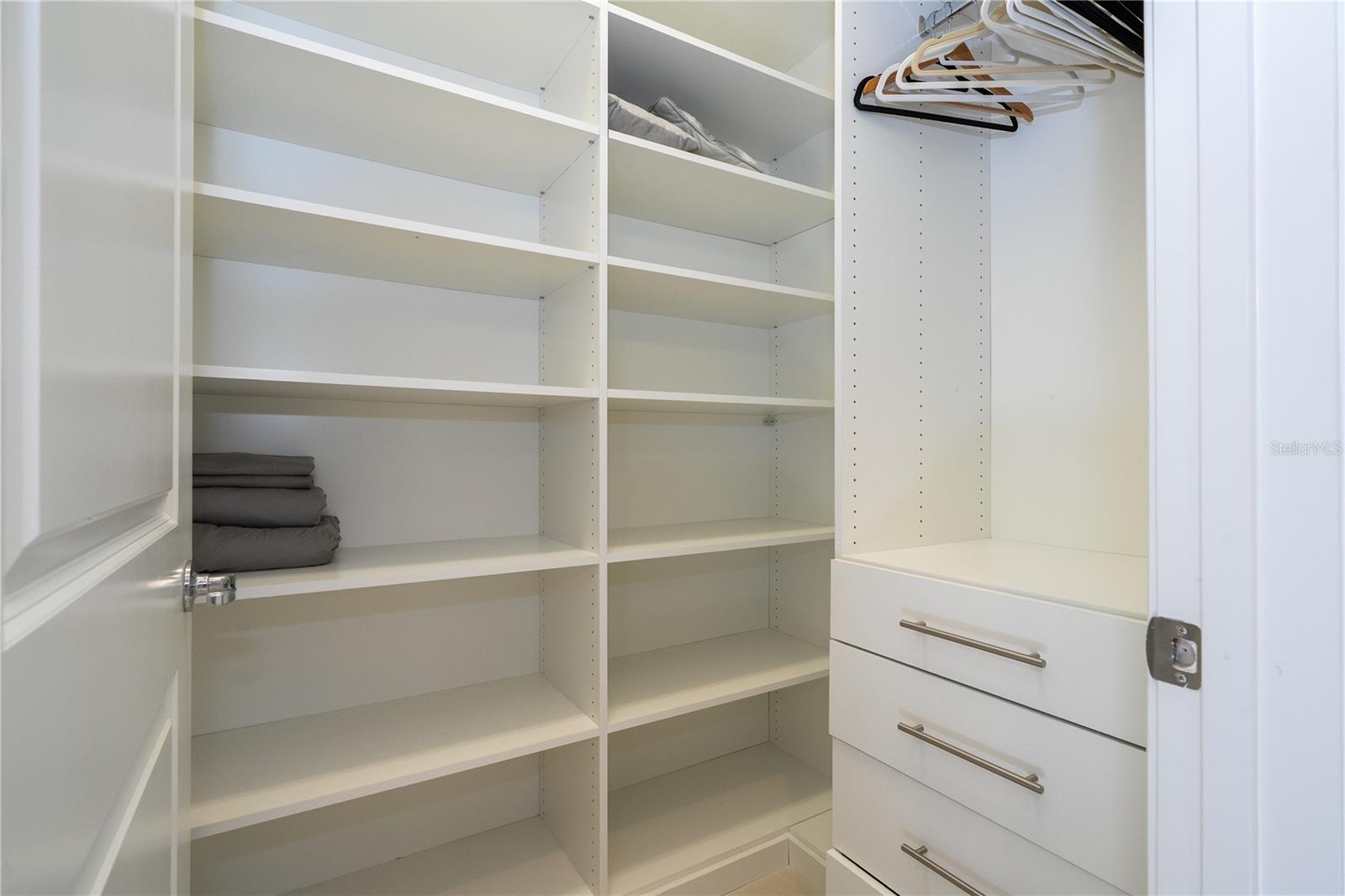 RUBY LAKE - Residential