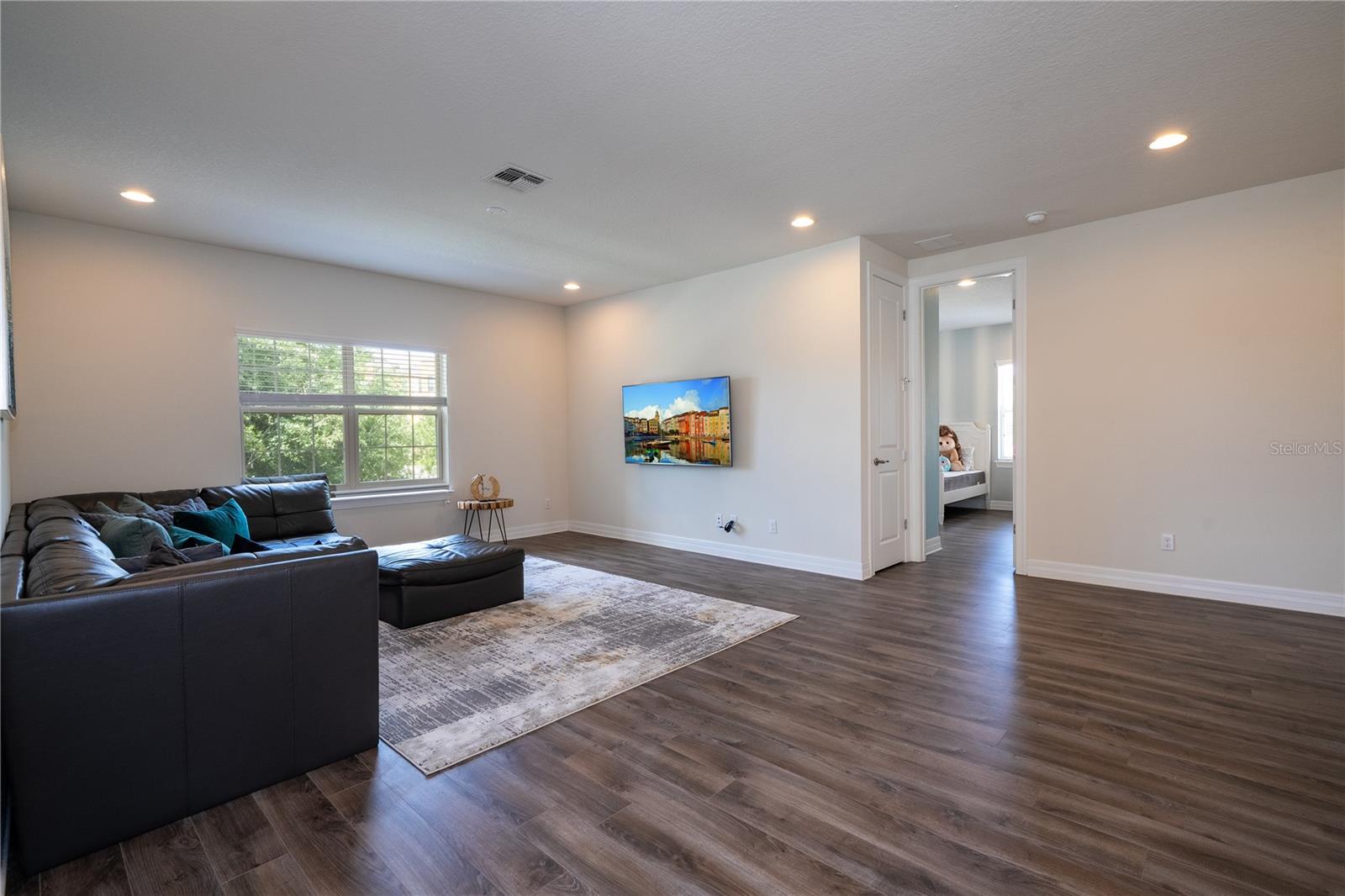 RUBY LAKE - Residential