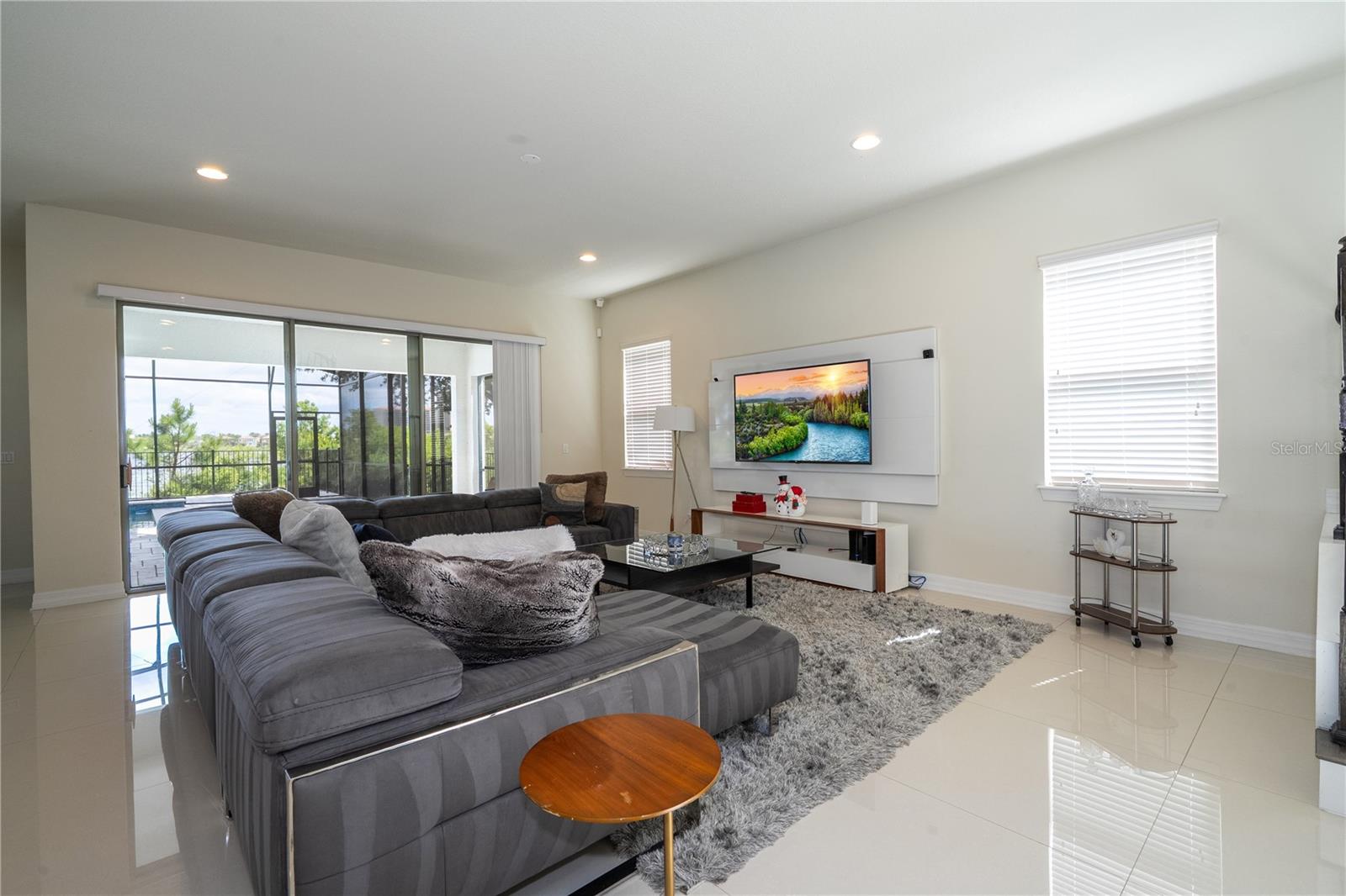 RUBY LAKE - Residential