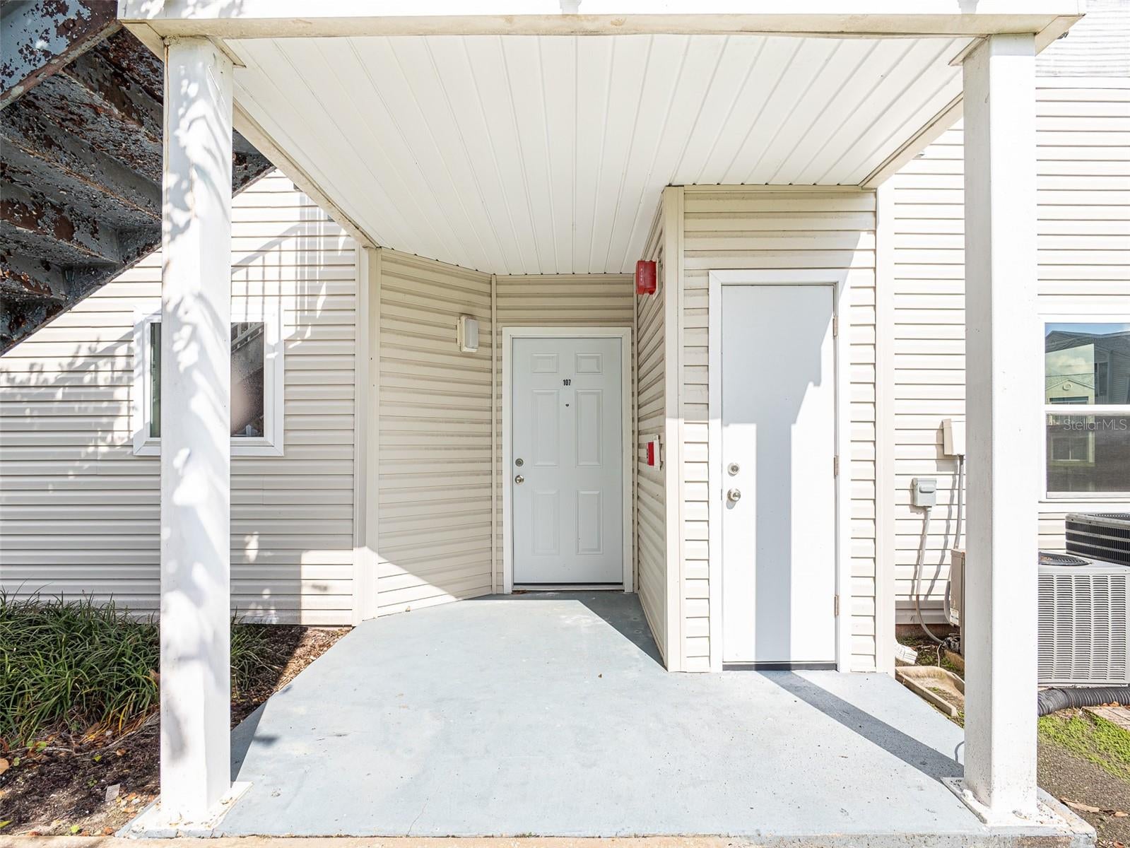 2512 WOODGATE BOULEVARD 107