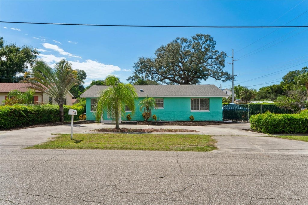 Photo of 223 N Walton Avenue, Tarpon Springs, FL 34689 (MLS # TB8541438)