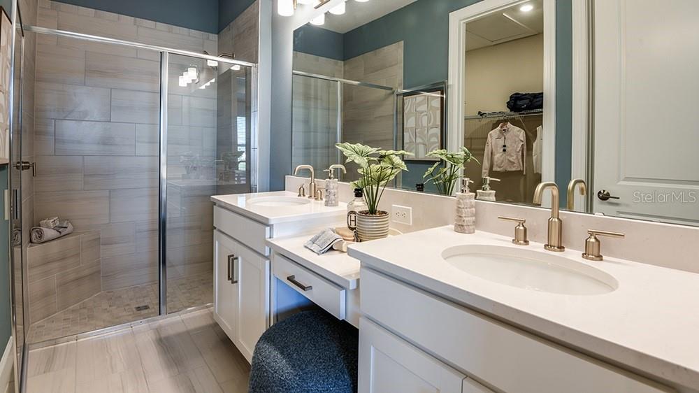 ESPLANADE AT MCKINNON GROVES - Residential