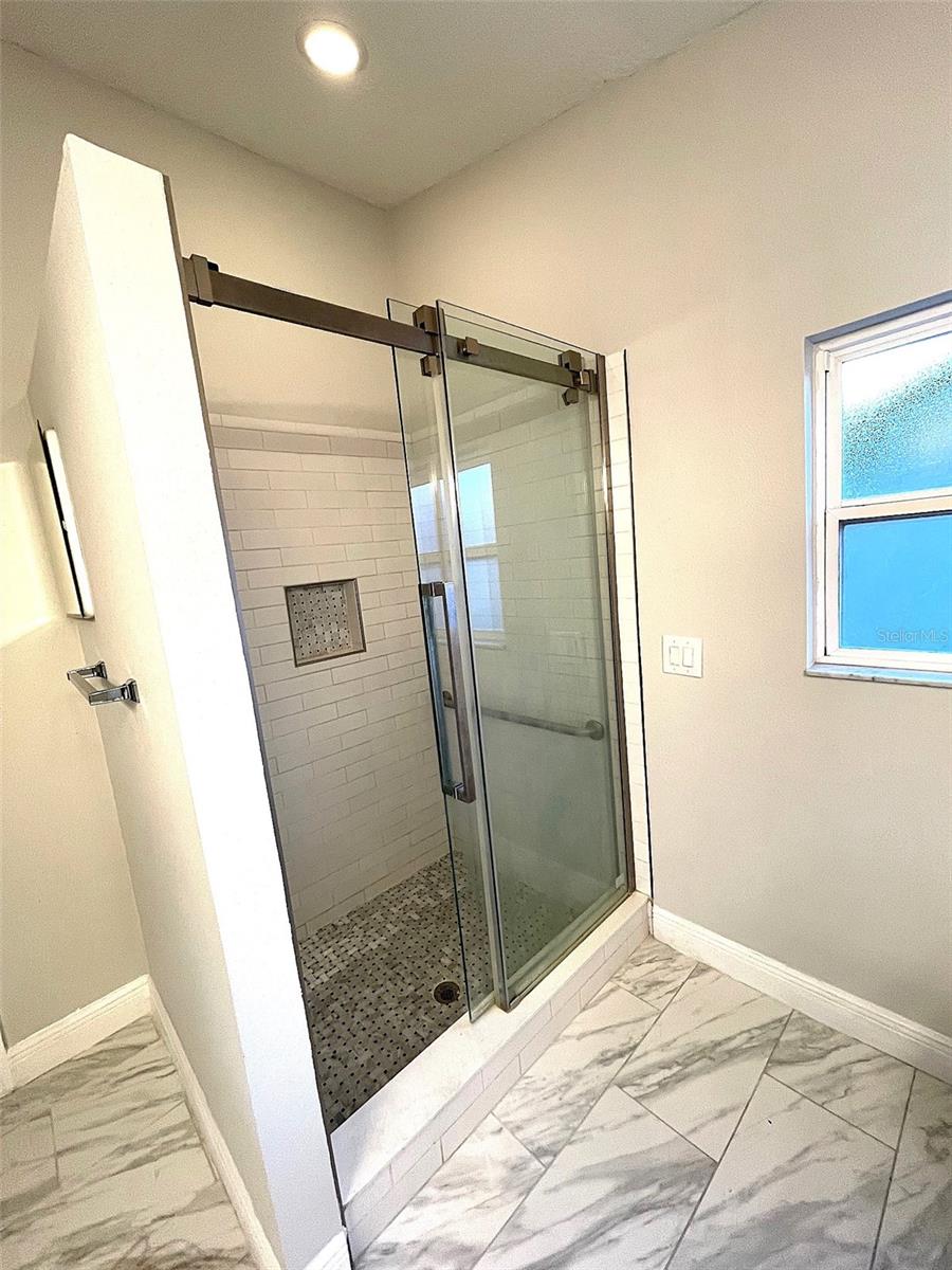 MOORINGS AT POINT O WOODS PH 02 - Residential Lease