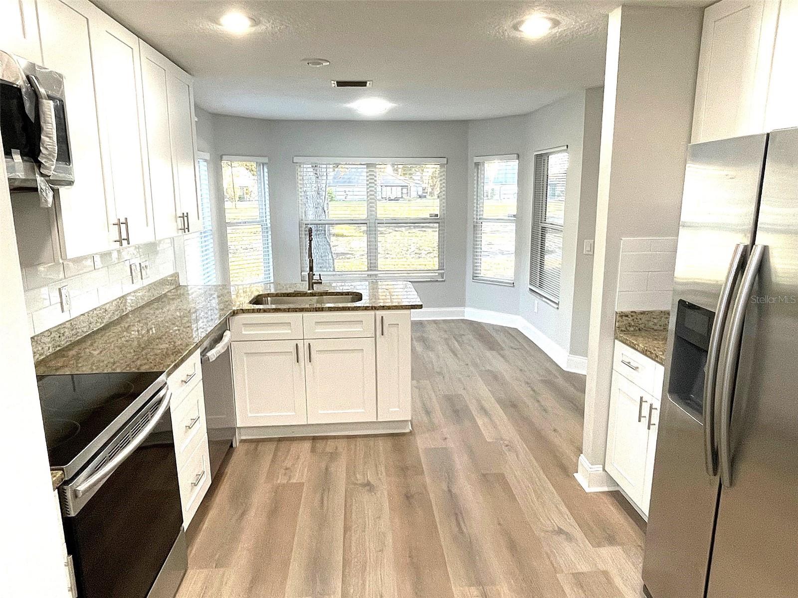 MOORINGS AT POINT O WOODS PH 02 - Residential Lease