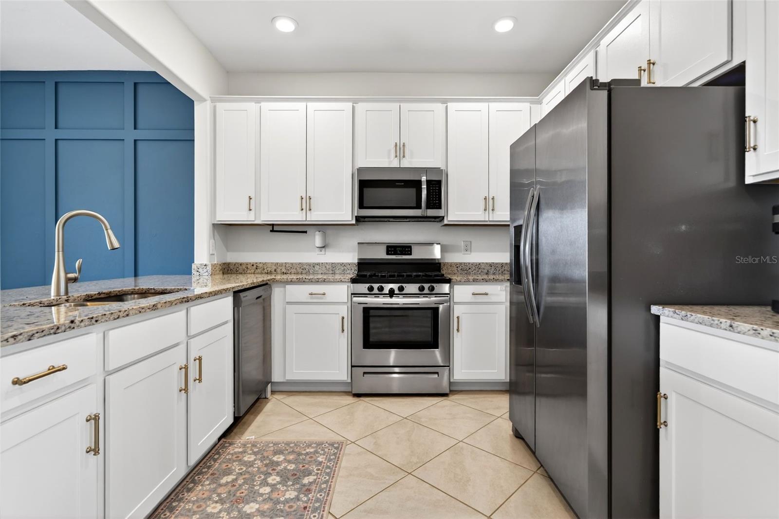 LORRAINE LAKES PH IIA - Residential