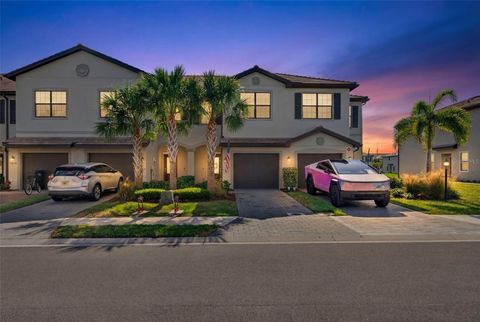Photo of 15210 Sunny Day Drive, Bradenton, FL 34211 (MLS # A4676805)