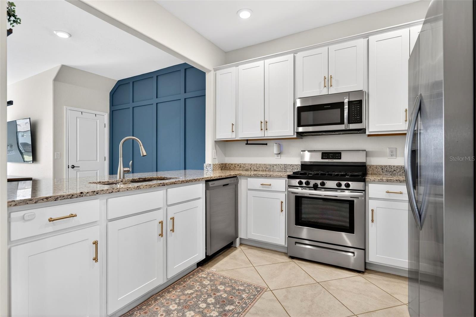 LORRAINE LAKES PH IIA - Residential