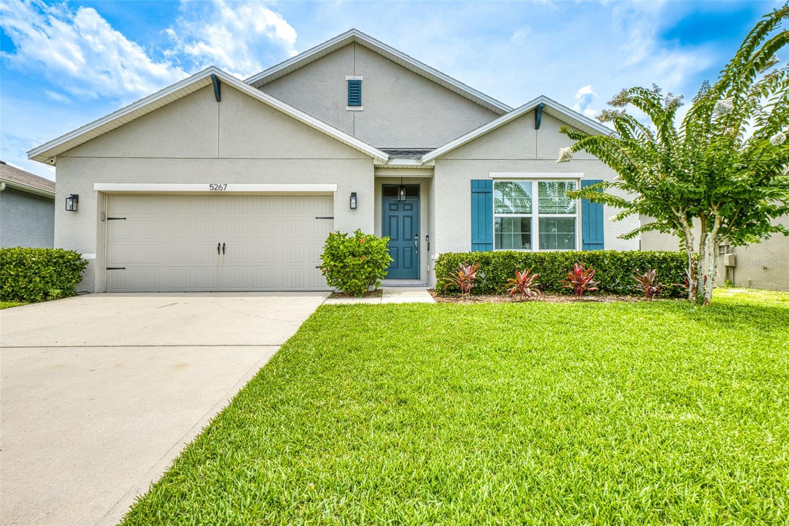 Welcome to Hawk's Preserve!
This highly sought-after neighborhood offers a community pool, playground, walking trails, and a dock. Featuring four bedrooms and two bathrooms, this beautifully updated home provides all the space you need.
The sellers have recently added a brand-new roof and a sleek black aluminum fence, enhancing the property's value and allowing you to fully enjoy the backyard, which overlooks peaceful green space.
Inside, the home boasts tasteful upgrades, including white oak luxury vinyl plank (LVP) flooring in the main living area, custom drapery, new trim, designer lighting, recessed lighting, ceiling fans and added sprinklers to the backyard. The center island is finished with stylish stacked stone detailing, adding a touch of elegance.
Curb appeal is elevated by professionally designed landscaping that adds charm and character to the exterior.
This home is truly the showpiece of the neighborhood.