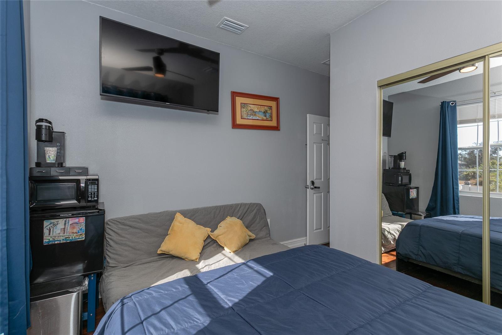 OAKLAND HILLS - Residential