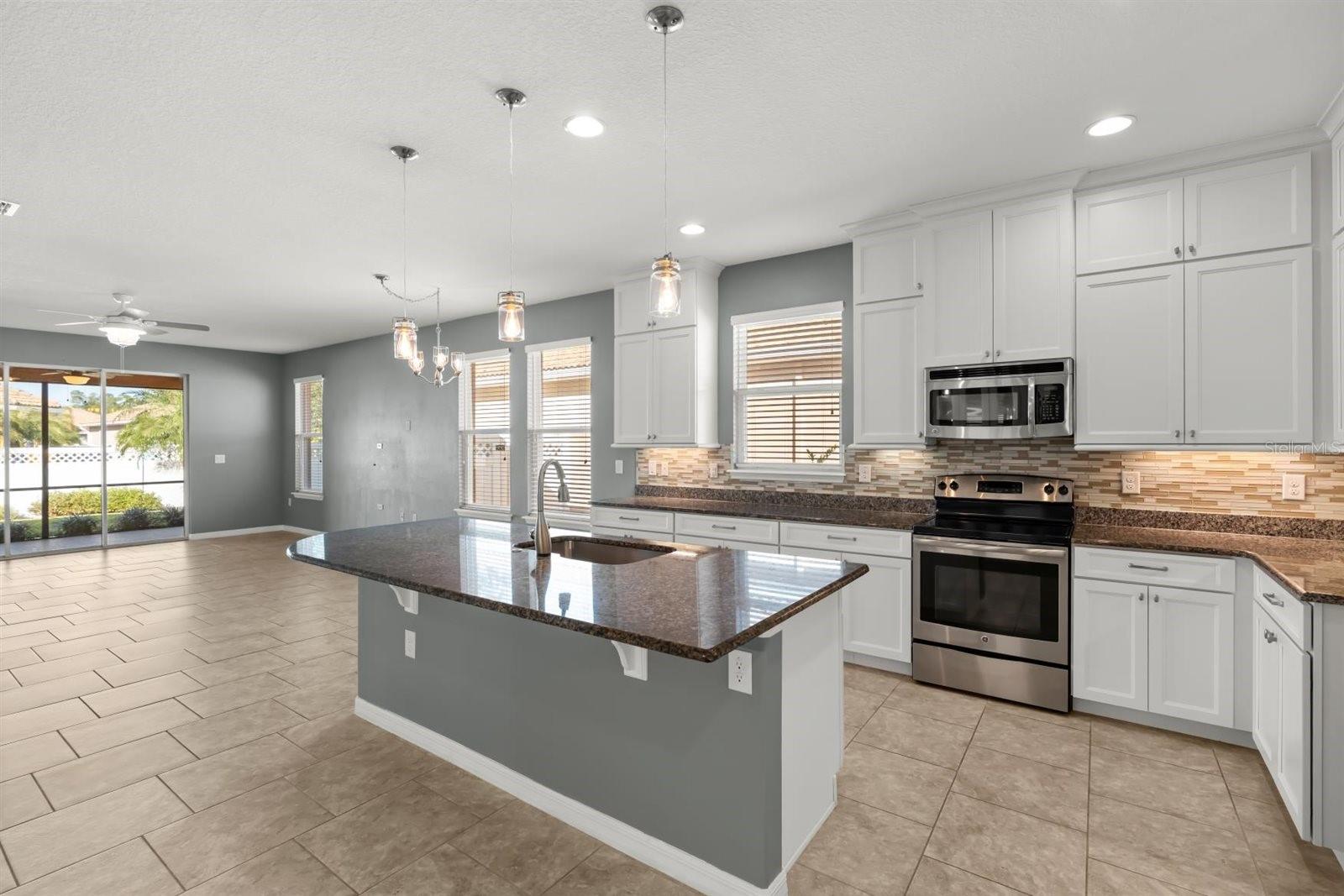 VENETIAN BAY PH 1B UNIT 02 - Residential