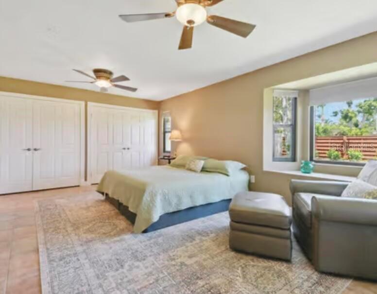 RIVERSIDE COURT - Residential