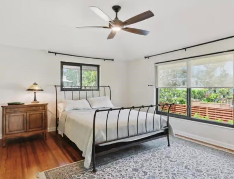 RIVERSIDE COURT - Residential