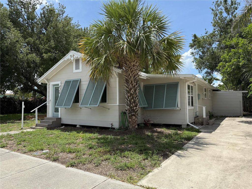 Photo of 420 W Olympia Avenue, Punta Gorda, FL 33950 (MLS # C7511113)