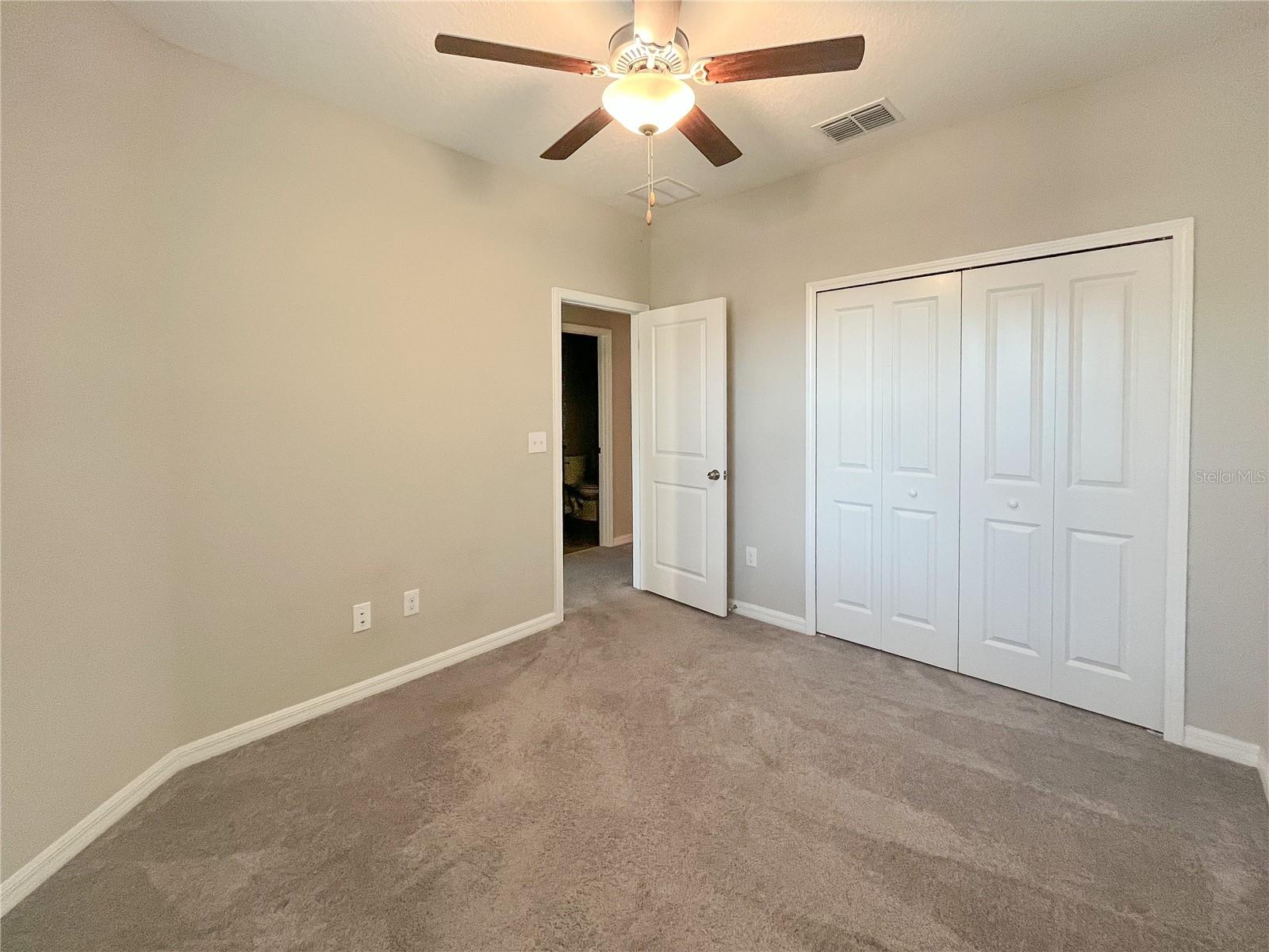 EPPERSON NORTH TWNHMS PH 4 - Residential Lease