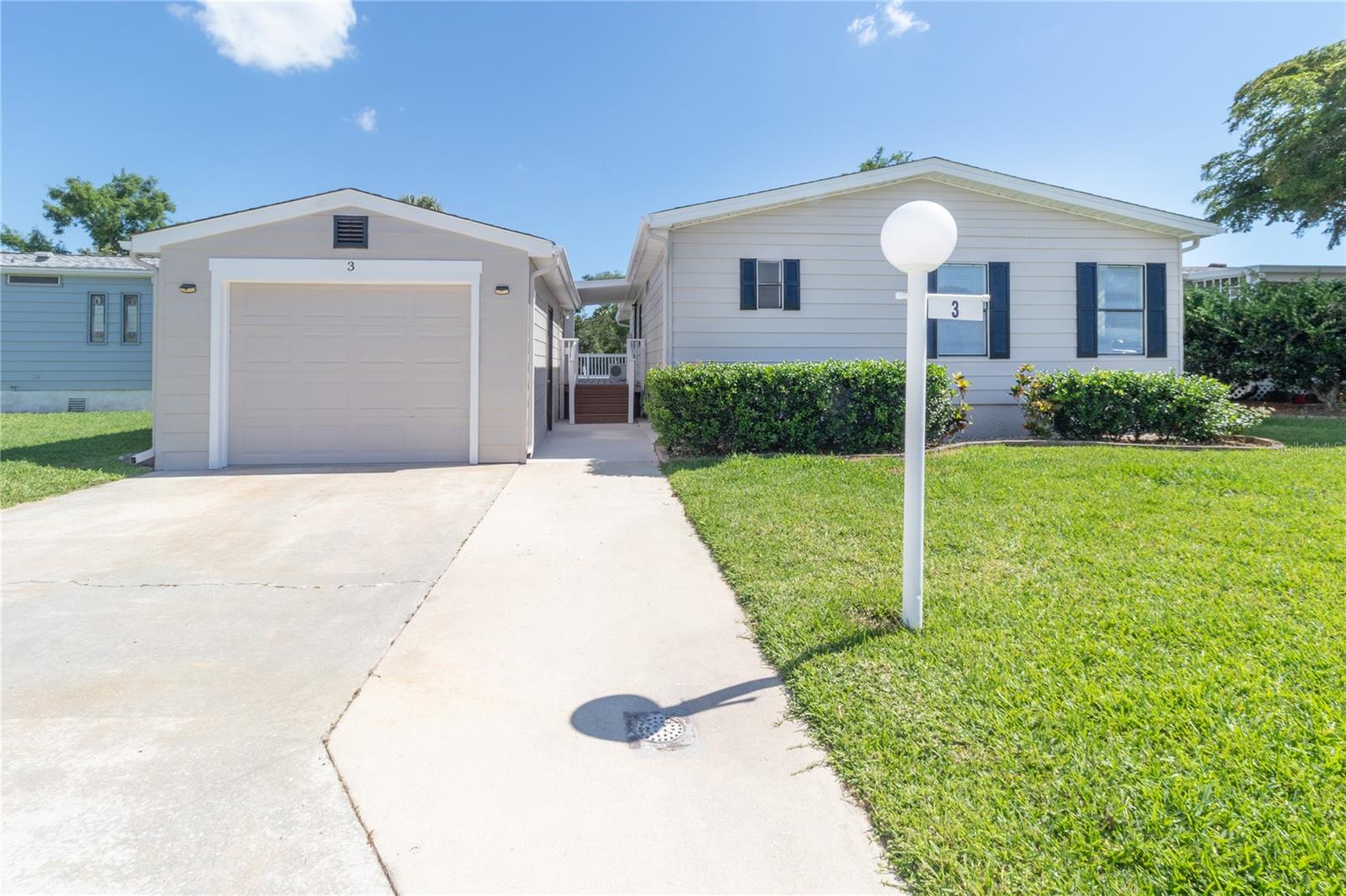 3 MEADOW CIRCLE