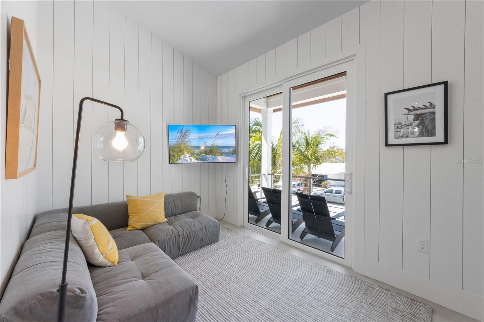 LAKE LA VISTA - Residential