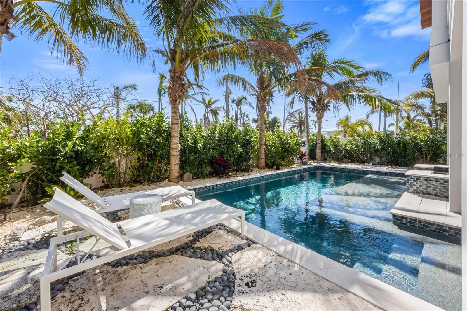 LAKE LA VISTA - Residential