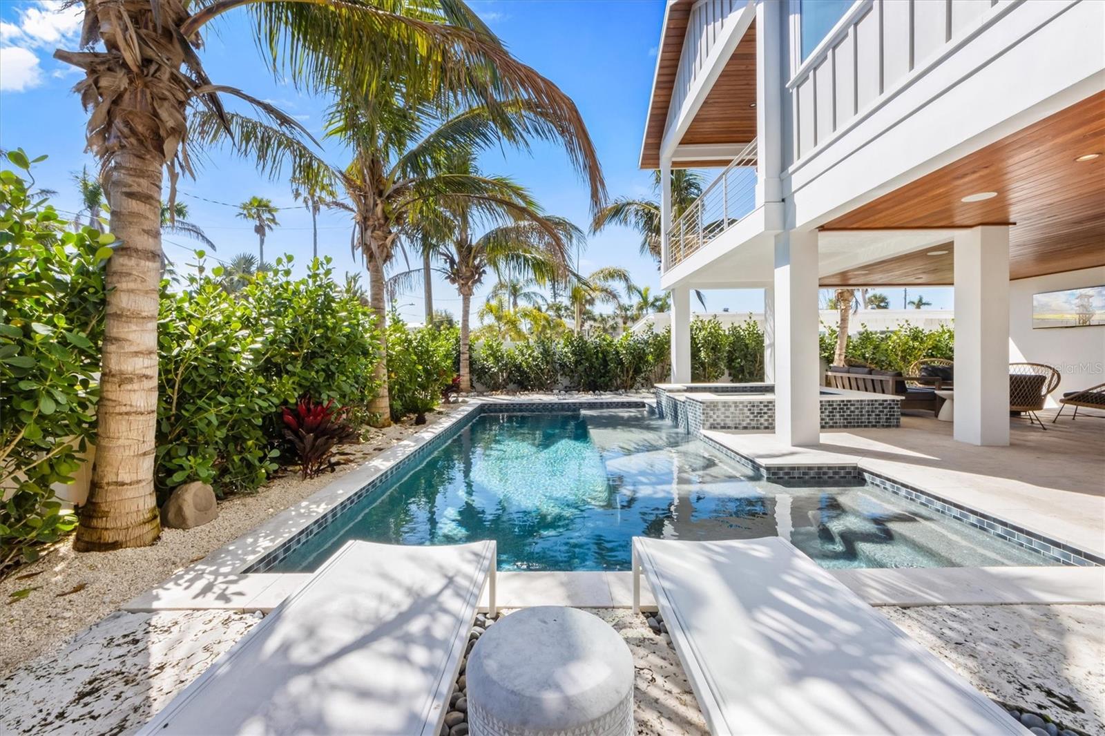 LAKE LA VISTA - Residential