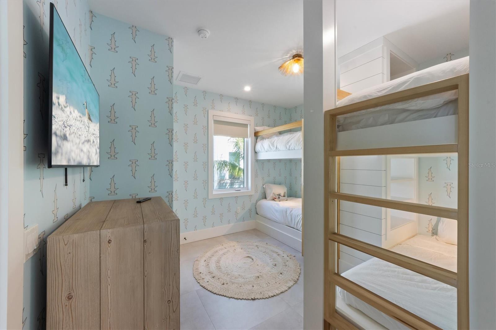 LAKE LA VISTA - Residential