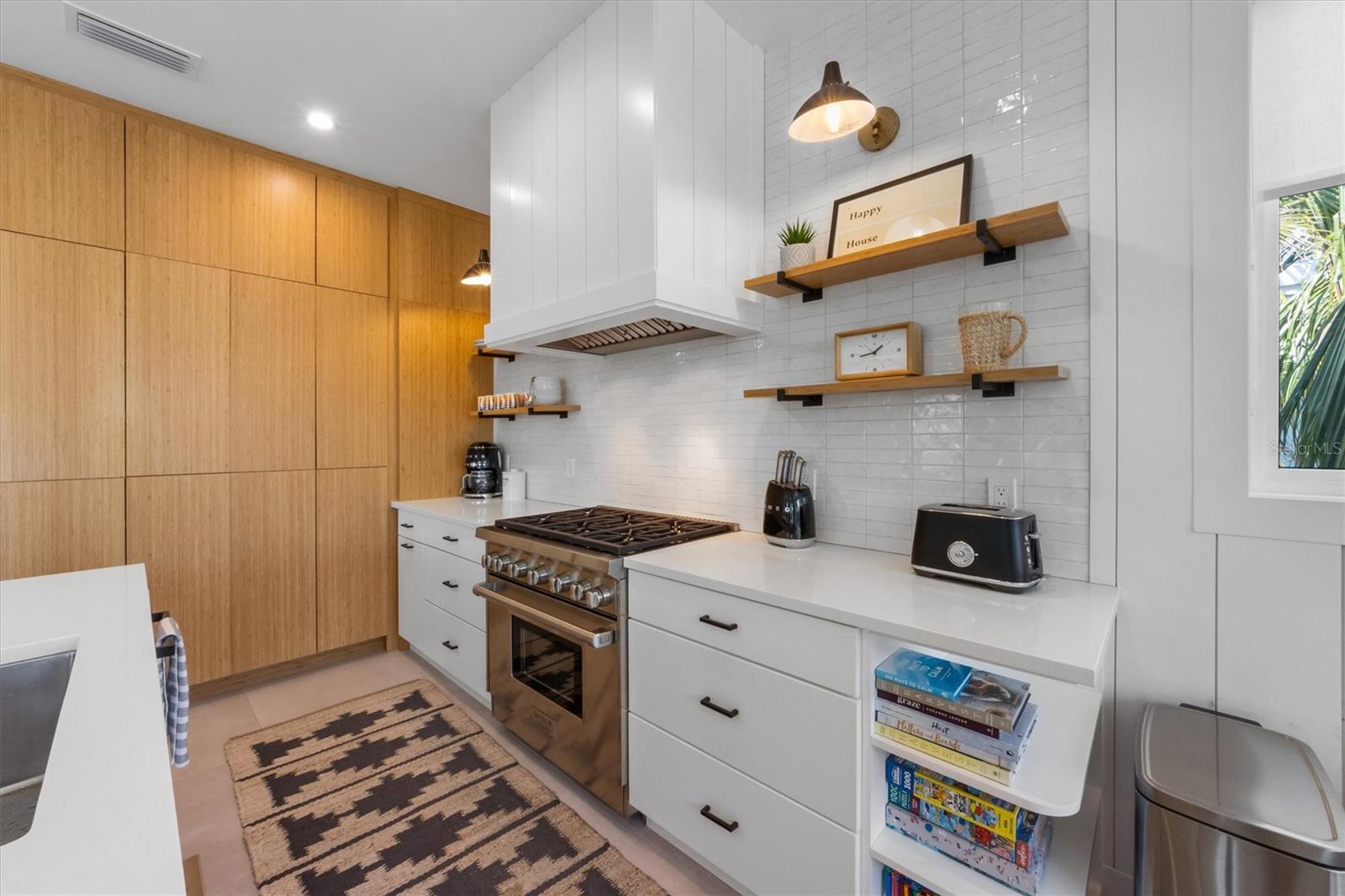 LAKE LA VISTA - Residential