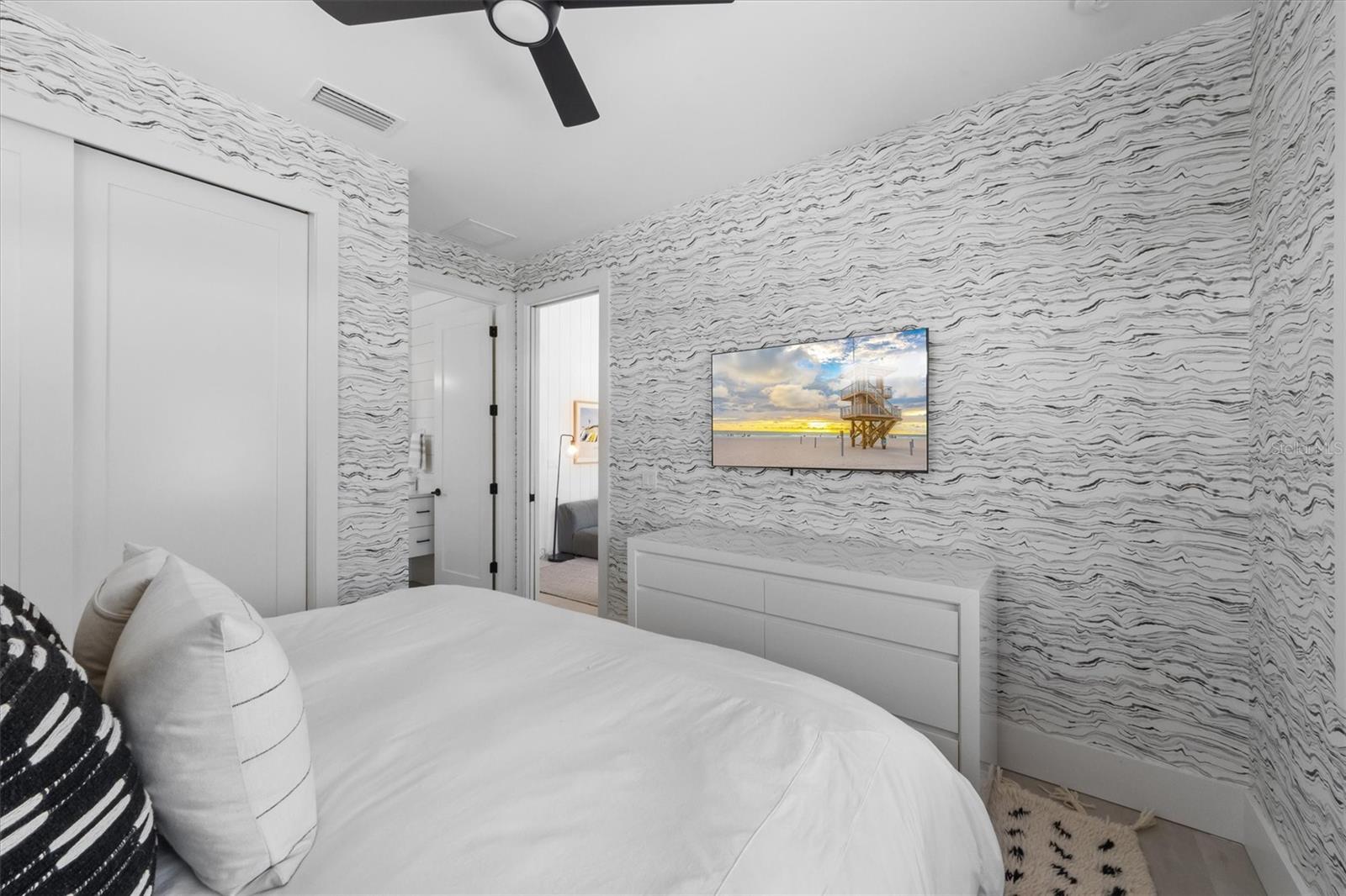 LAKE LA VISTA - Residential