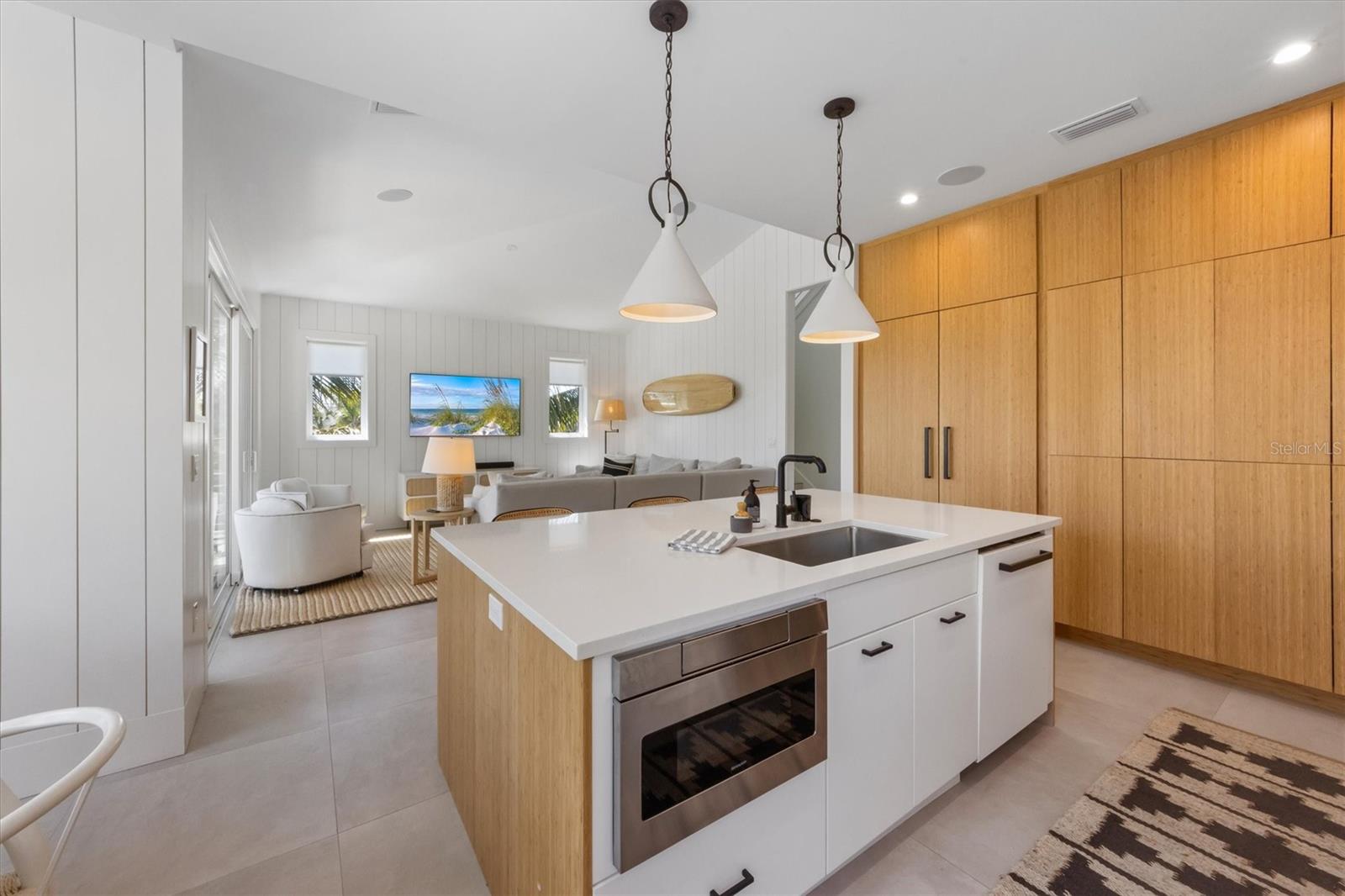 LAKE LA VISTA - Residential