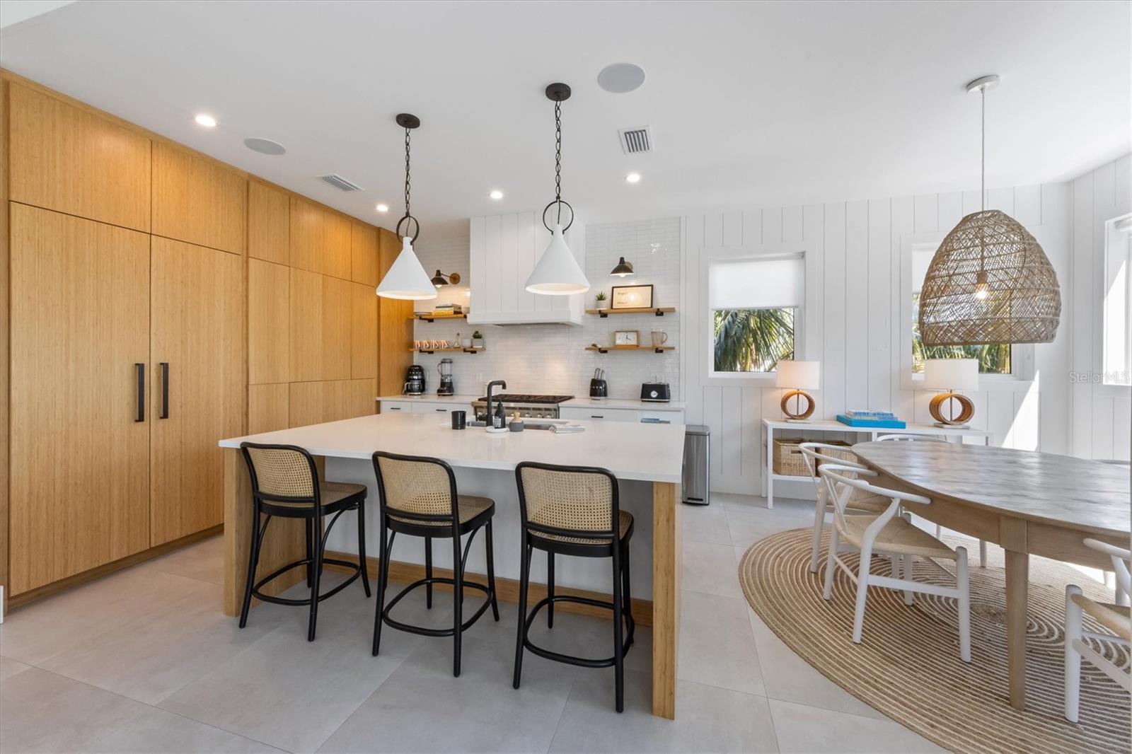 LAKE LA VISTA - Residential