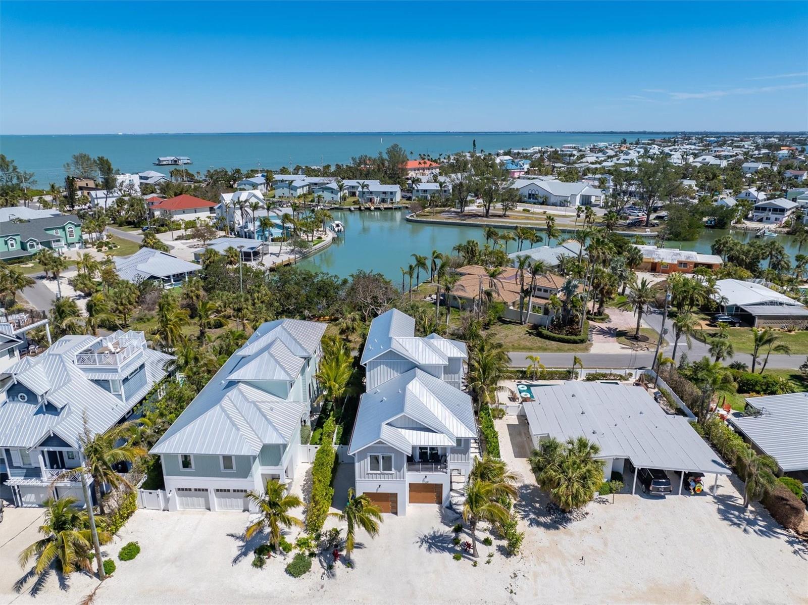 LAKE LA VISTA - Residential