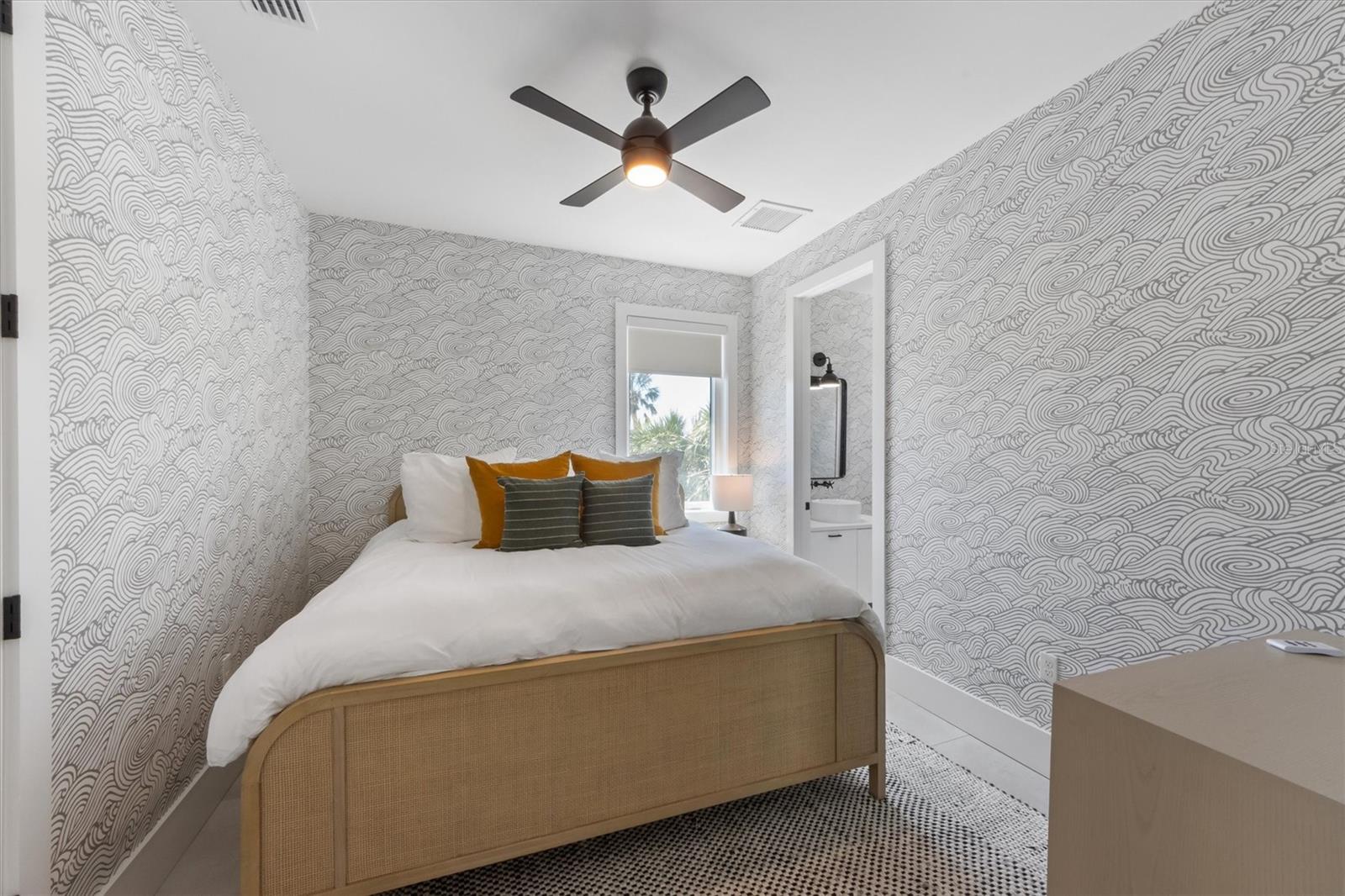 LAKE LA VISTA - Residential