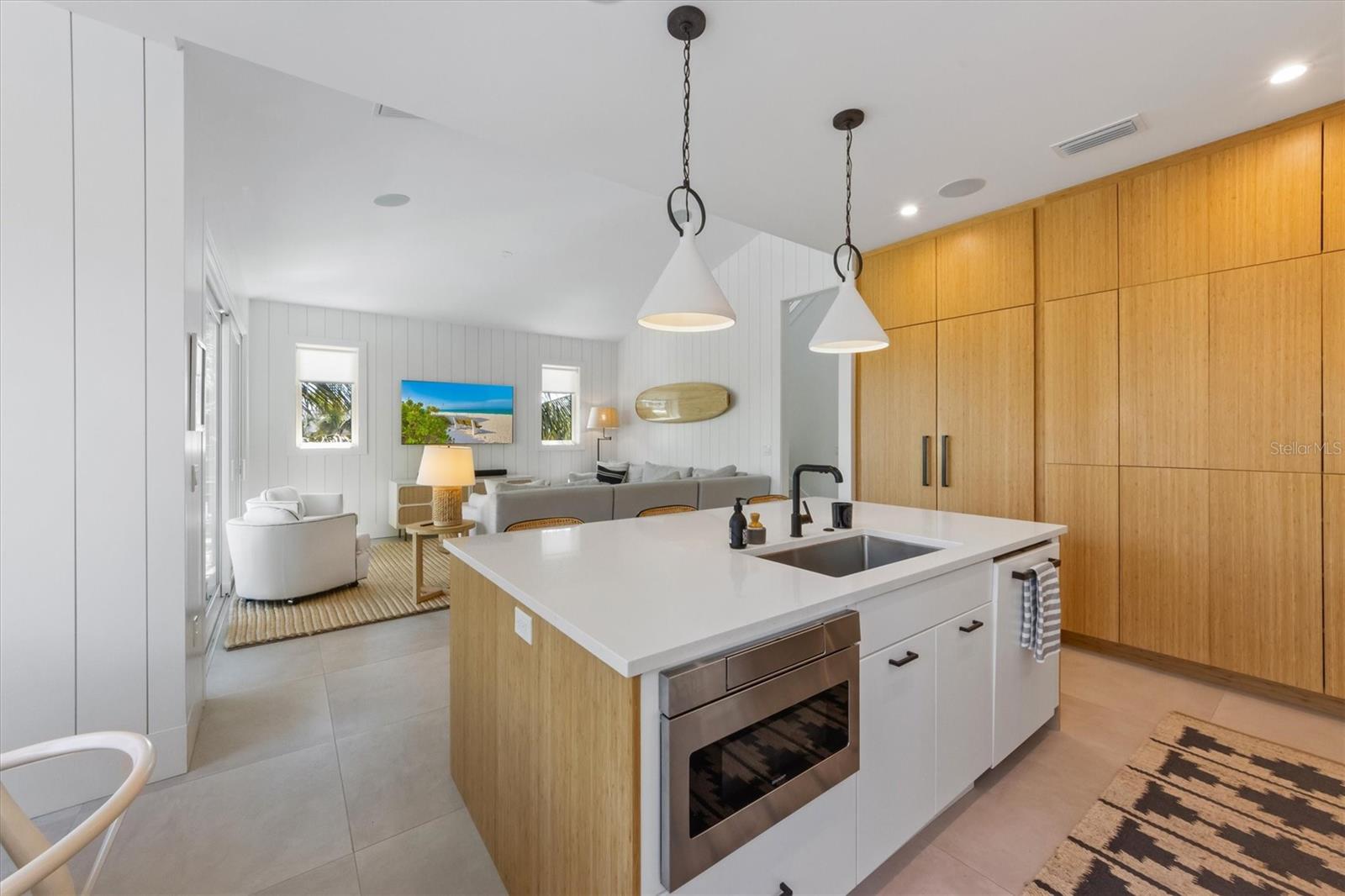 LAKE LA VISTA - Residential