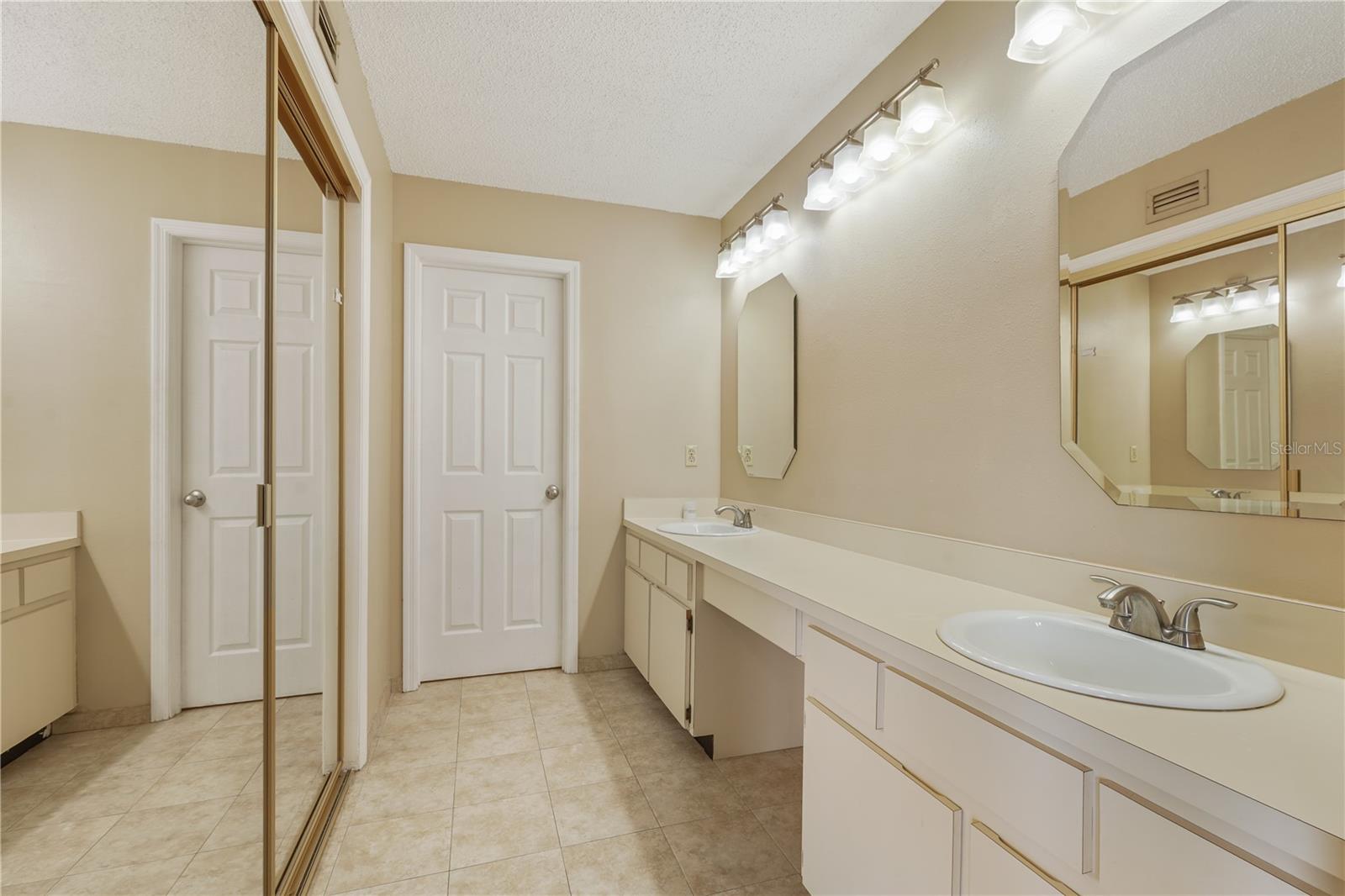 QUAIL RUN PH II A CONDO - Residential