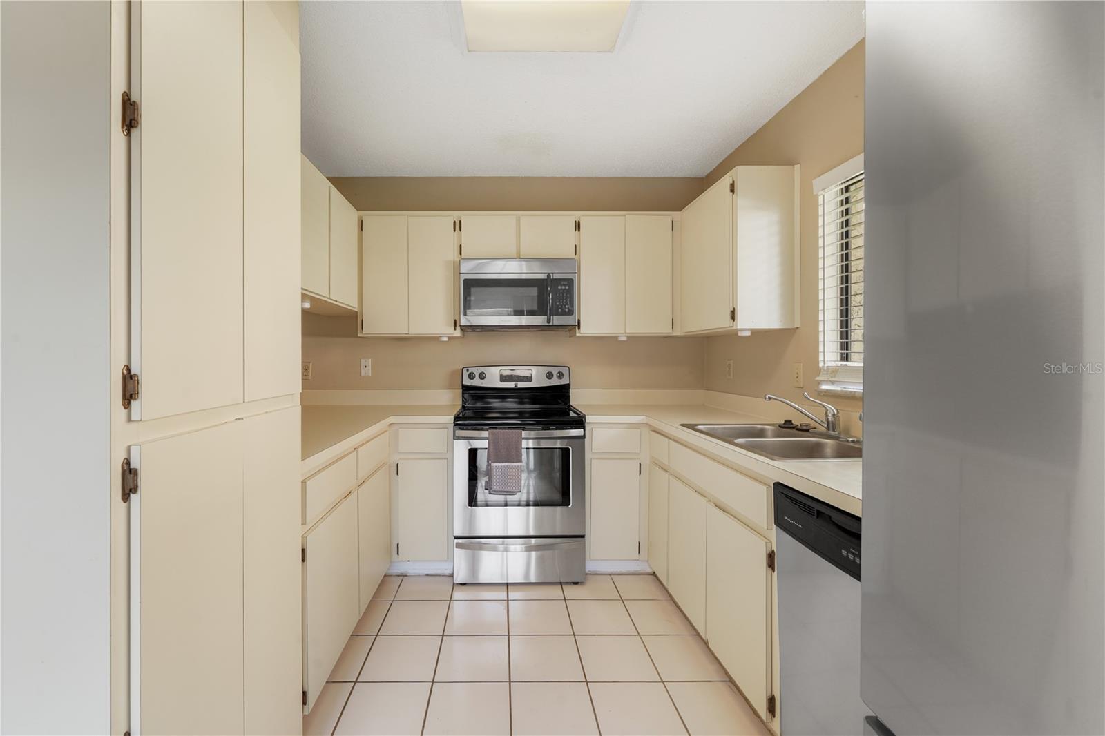 QUAIL RUN PH II A CONDO - Residential