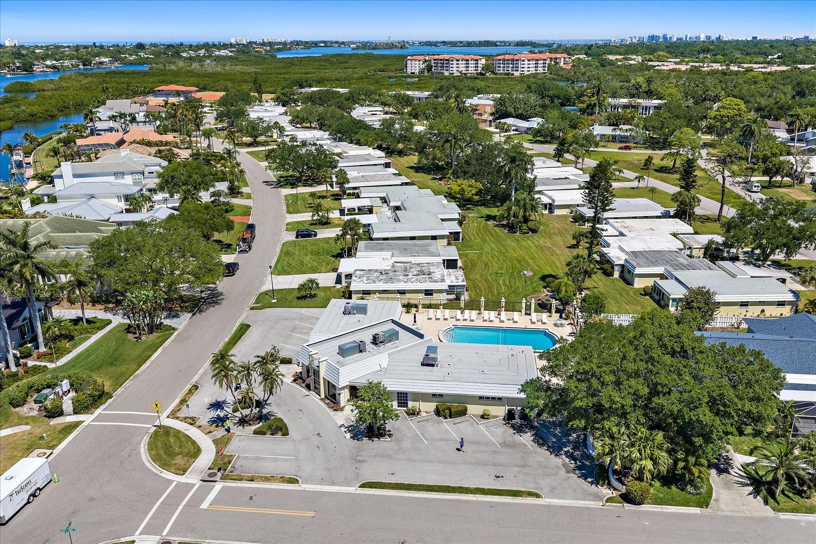 5936 DRIFTWOOD AVENUE 16