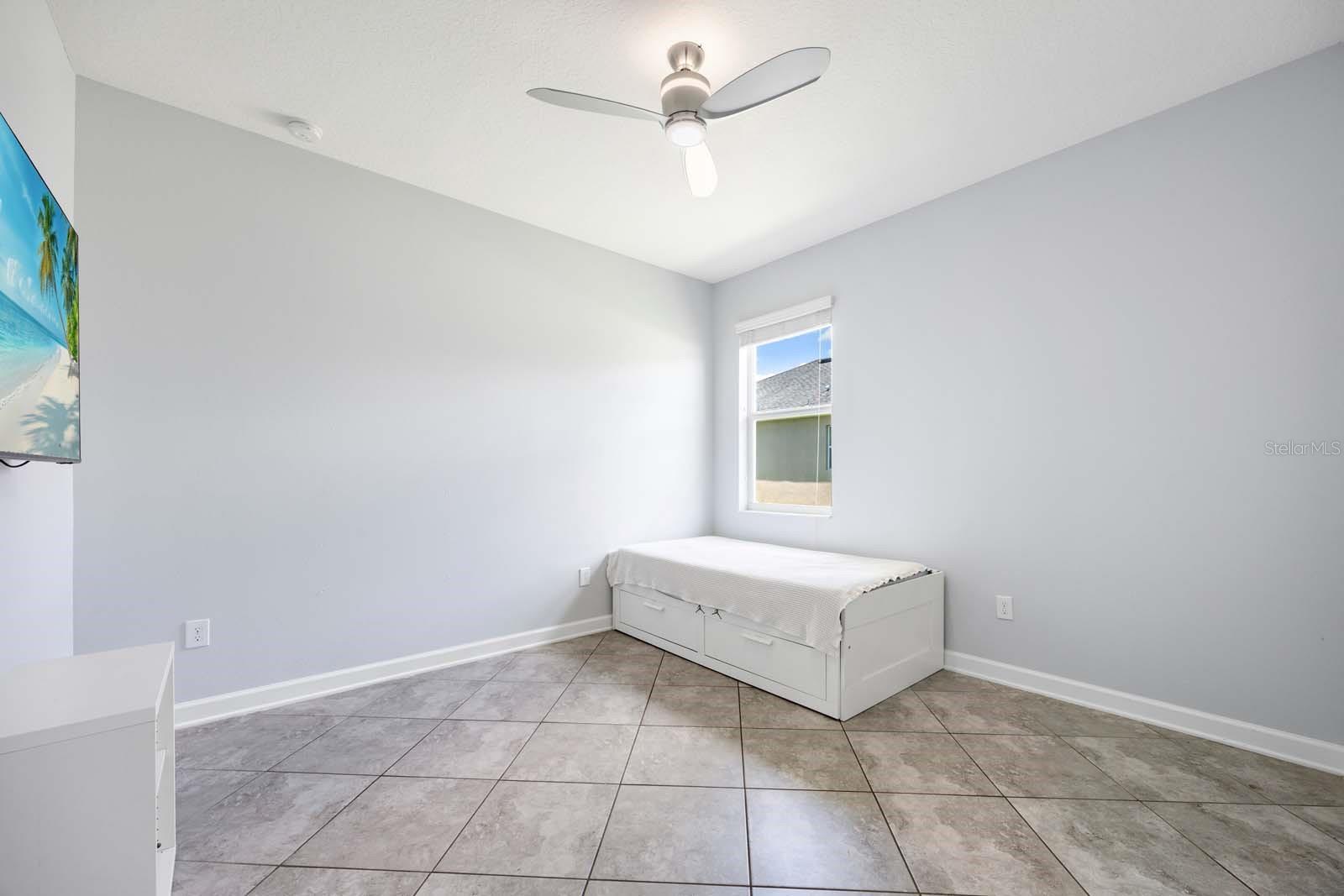 OAKS/MOSS PARK - Residential