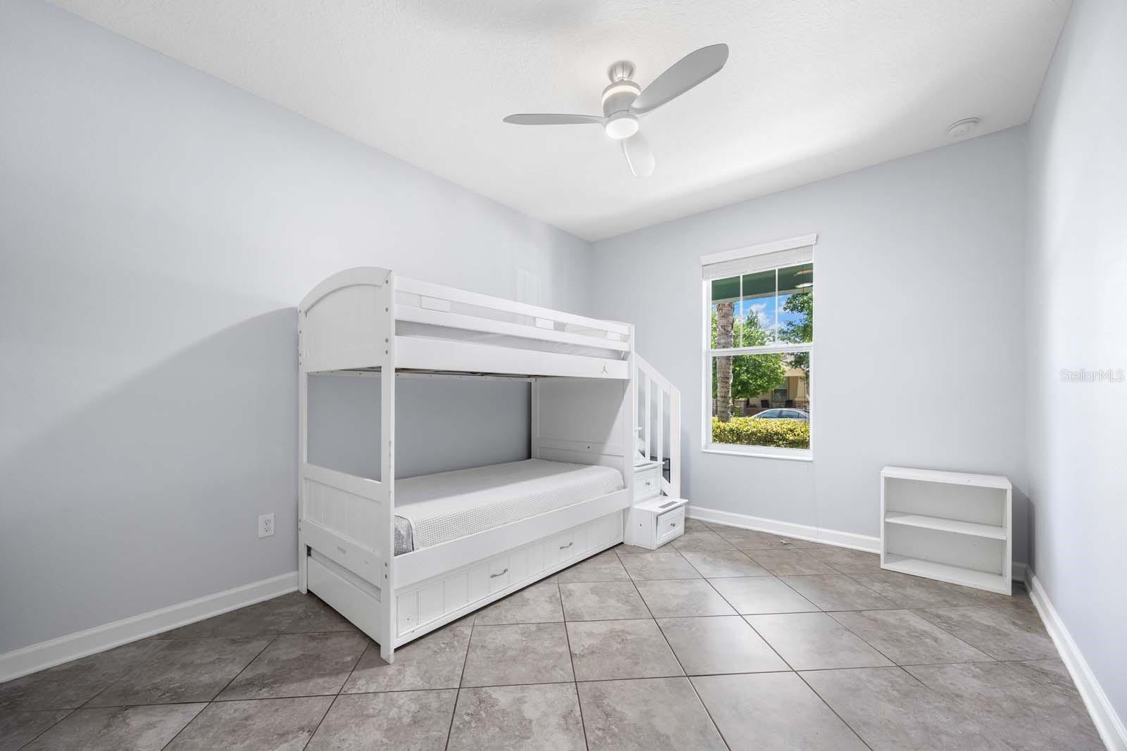 OAKS/MOSS PARK - Residential