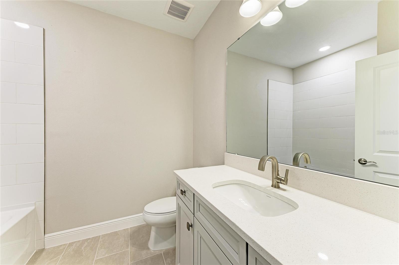 OAKFIELD TRAILS - Residential