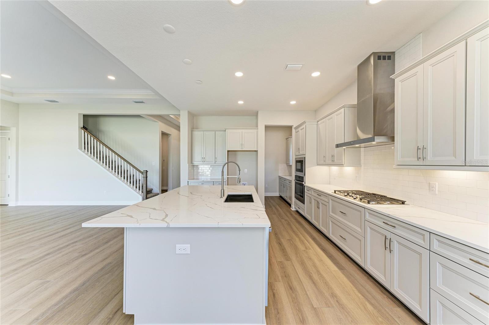 OAKFIELD TRAILS - Residential