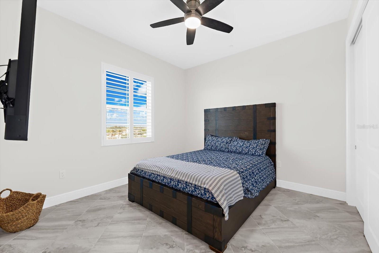507 TAMIAMI TRAIL N 602